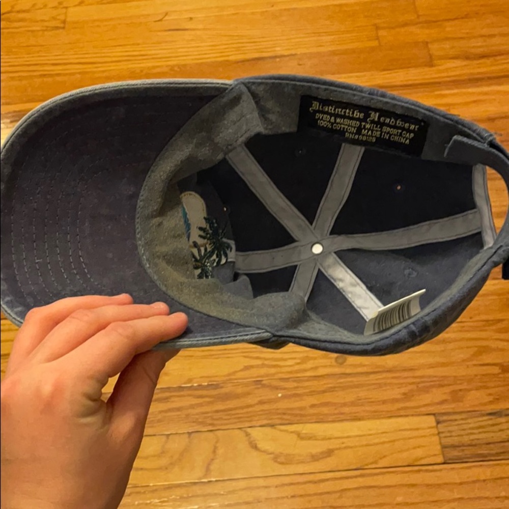 Hat - Picture 3 of 3